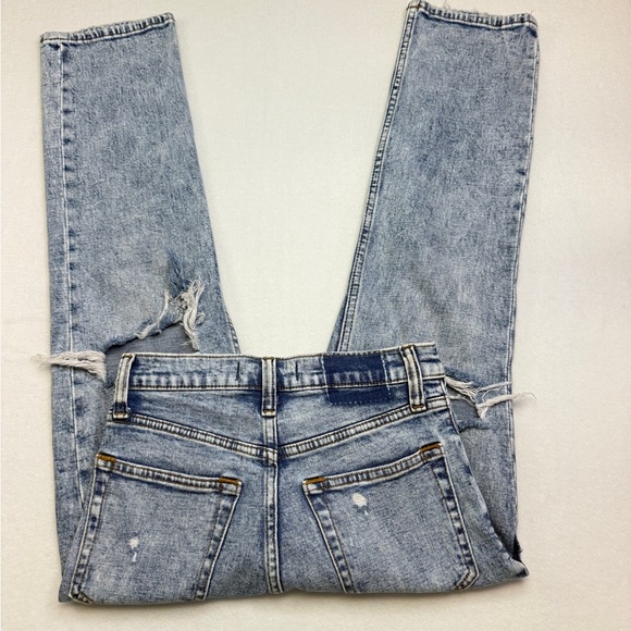 Abercrombie & Fitch Light Blue Ankle Jeans - Picture 3 of 4